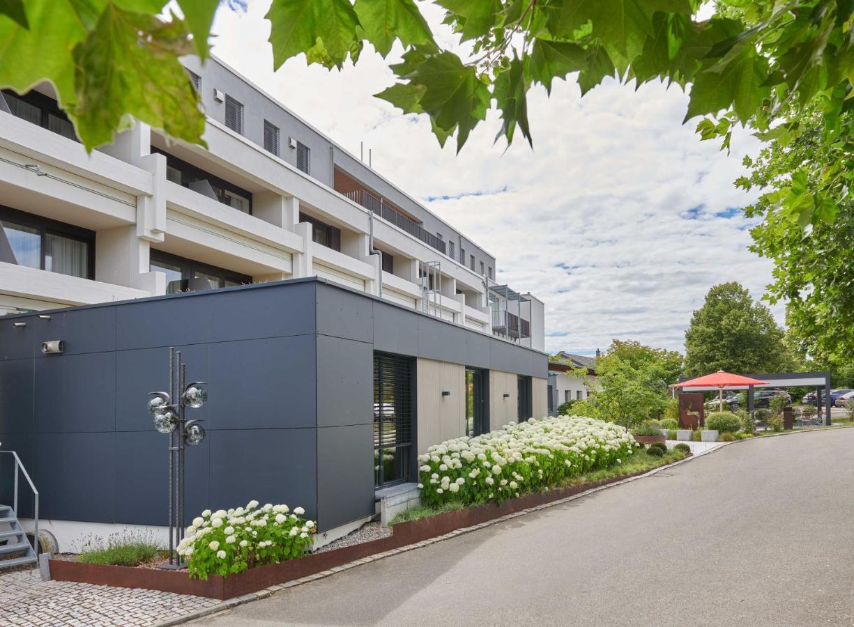 Hotel Schoenbuch Pliezhausen Kültér fotó