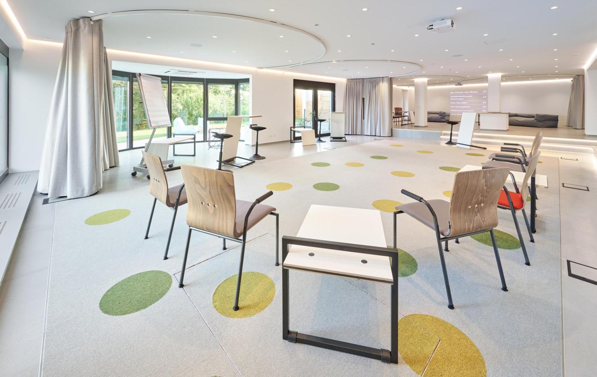 Hotel Schoenbuch Pliezhausen Kültér fotó