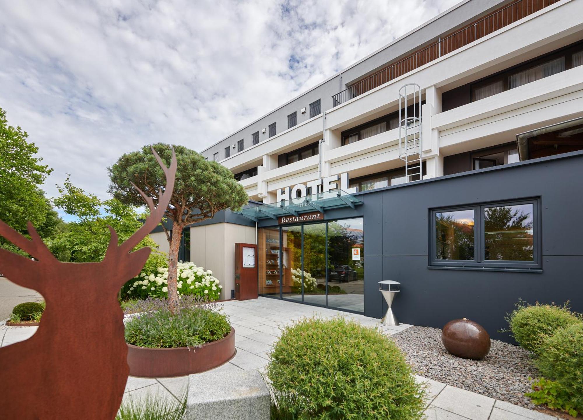 Hotel Schoenbuch Pliezhausen Kültér fotó